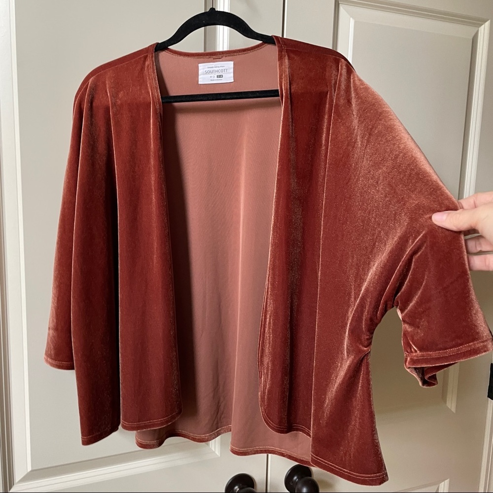 Like New Southcott velour roper jacket in peach/ coral pink color